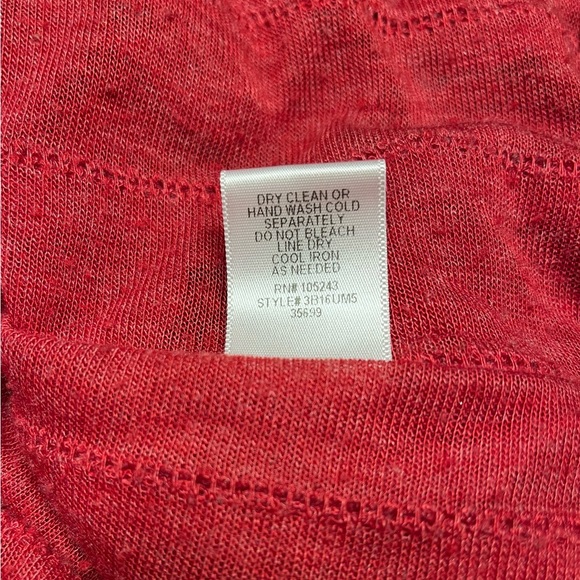 Bobeau Red Sweater/Pancho with interesting texture, M - Picture 11 of 12